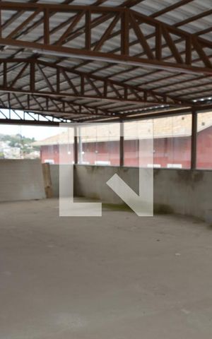 Casa à venda com 240m², 2 quartos e 2 vagasÁrea Externa
