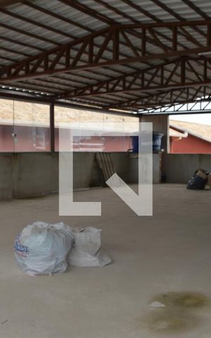 Casa à venda com 240m², 2 quartos e 2 vagasÁrea Externa