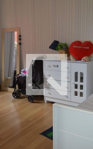 Casa à venda com 240m², 2 quartos e 2 vagasQuarto 1