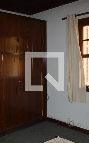 Casa à venda com 248m², 4 quartos e 2 vagasQuarto 2