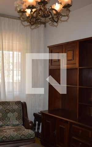 Casa à venda com 248m², 4 quartos e 2 vagasSala