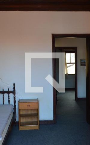 Casa à venda com 248m², 4 quartos e 2 vagasQuarto 1
