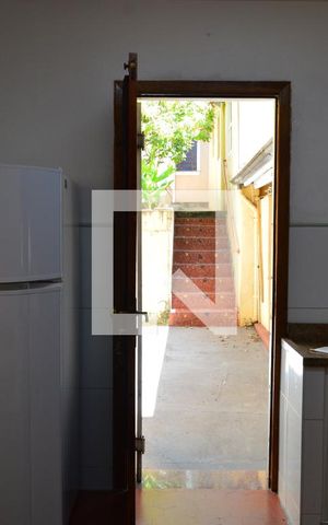 Casa à venda com 248m², 4 quartos e 2 vagasCozinha