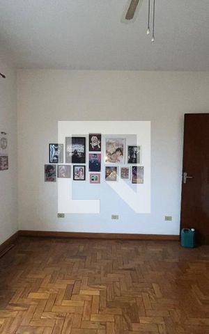 Casa à venda com 200m², 5 quartos e 2 vagasQuarto 3