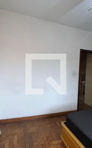 Casa à venda com 200m², 5 quartos e 2 vagasQuarto 4