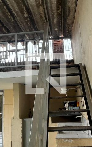 Casa à venda com 200m², 5 quartos e 2 vagasÁrea de Serviço 2