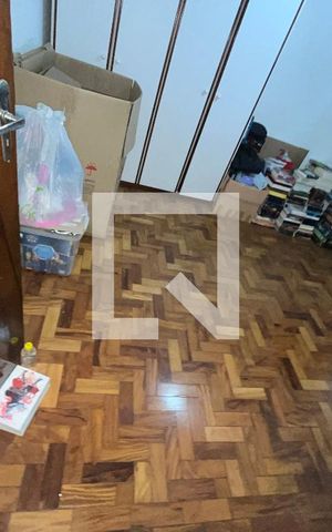 Casa à venda com 200m², 5 quartos e 2 vagasQuarto 5