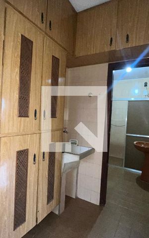 Casa à venda com 200m², 5 quartos e 2 vagasÁrea de Serviço 3