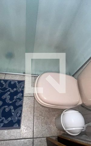 Casa à venda com 200m², 5 quartos e 2 vagasBanheiro 1