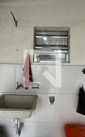 Casa à venda com 200m², 5 quartos e 2 vagasÁrea de Serviço 1