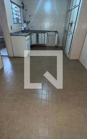 Casa à venda com 200m², 5 quartos e 2 vagasCozinha 3