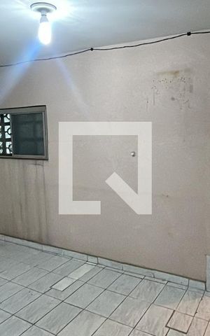 Casa à venda com 200m², 5 quartos e 2 vagasPorão 