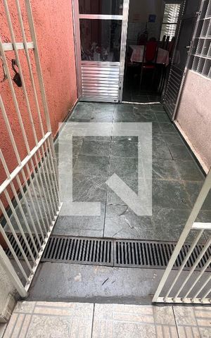 Casa à venda com 200m², 5 quartos e 2 vagasCorredor 1