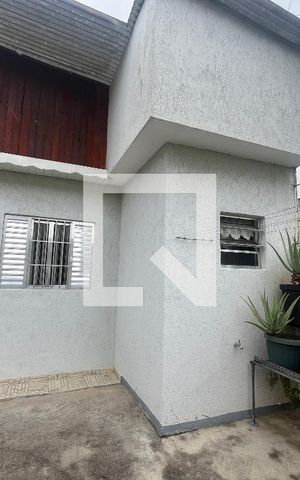 Casa à venda com 200m², 5 quartos e 2 vagasÁrea de Serviço 1