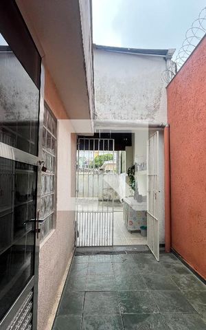 Casa à venda com 200m², 5 quartos e 2 vagasCorredor 1