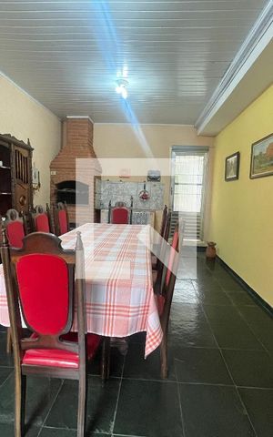 Casa à venda com 200m², 5 quartos e 2 vagasÁrea comum - Churrasqueira