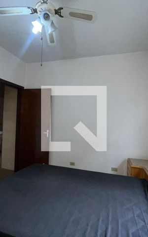 Casa à venda com 200m², 5 quartos e 2 vagasQuarto 4
