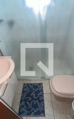 Casa à venda com 200m², 5 quartos e 2 vagasBanheiro 1