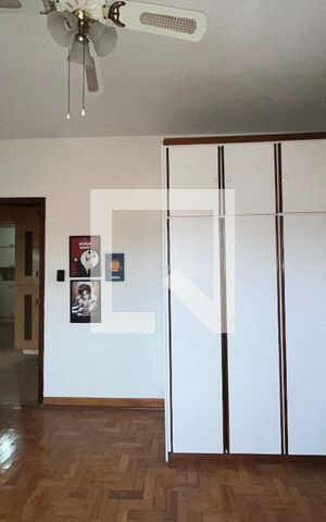 Casa à venda com 200m², 5 quartos e 2 vagasQuarto 2