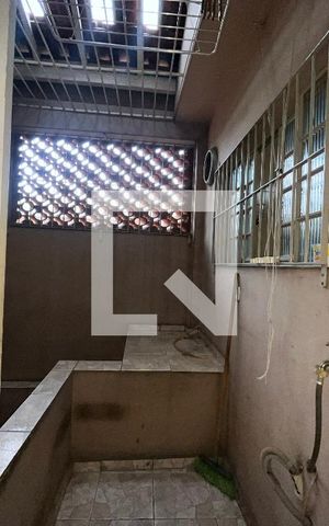 Casa à venda com 200m², 5 quartos e 2 vagasÁrea de Serviço 3