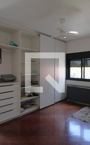 Casa de condomínio à venda com 350m², 4 quartos e 4 vagasSuíte 3