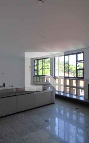 Casa de condomínio à venda com 350m², 4 quartos e 4 vagasSala 1