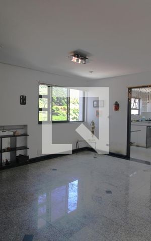 Casa de condomínio à venda com 350m², 4 quartos e 4 vagasSala 2
