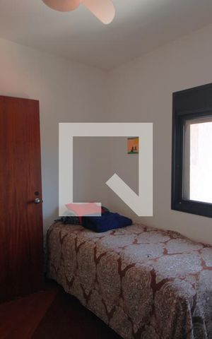 Casa de condomínio à venda com 350m², 4 quartos e 4 vagasSuíte 4