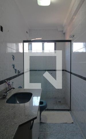 Casa de condomínio à venda com 350m², 4 quartos e 4 vagasBanheiro suíte 3