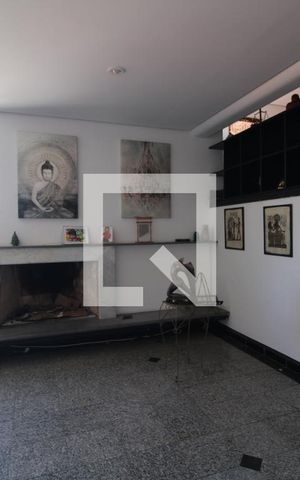 Casa de condomínio à venda com 350m², 4 quartos e 4 vagasSala 1