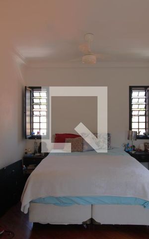 Casa de condomínio à venda com 350m², 4 quartos e 4 vagasSuíte 2