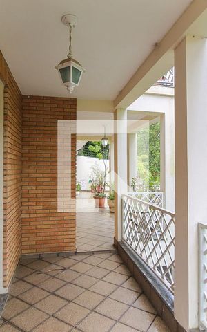 Casa para alugar com 980m², 5 quartos e 8 vagasVaranda