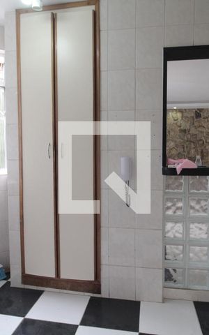 Apartamento para alugar com 58m², 2 quartos e 1 vagaCozinha e Área de Serviço