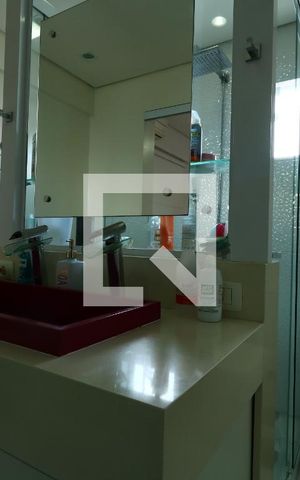 Casa para alugar com 357m², 3 quartos e 7 vagasBanheiro da Suite 1