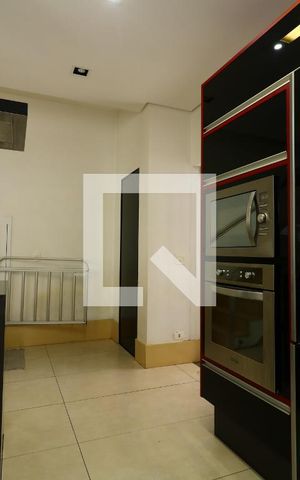 Casa para alugar com 357m², 3 quartos e 7 vagasCozinha