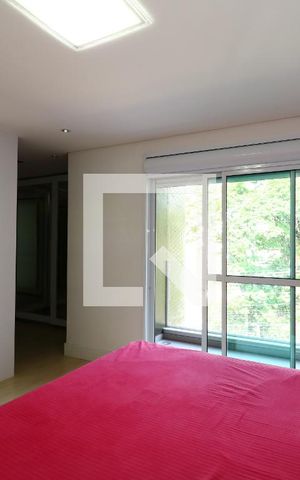 Casa para alugar com 357m², 3 quartos e 7 vagasSuite 1
