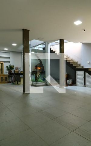 Casa para alugar com 357m², 3 quartos e 7 vagasGaragem