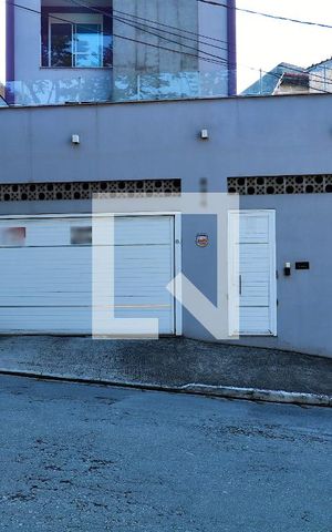 Casa para alugar com 357m², 3 quartos e 7 vagasFachada