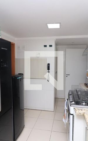 Apartamento à venda com 96m², 3 quartos e 2 vagasCozinha