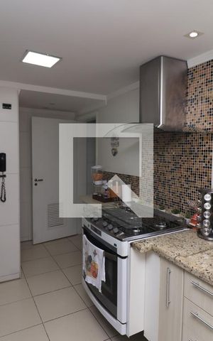 Apartamento à venda com 96m², 3 quartos e 2 vagasCozinha