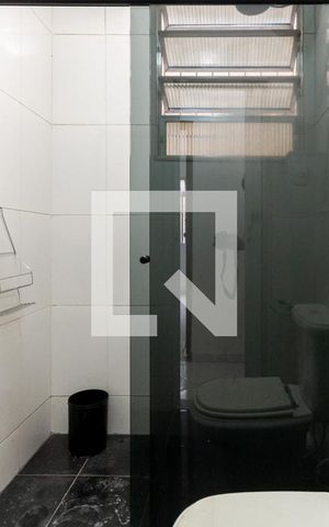 Apartamento para alugar com 45m², 1 quarto e sem vagaBanheiro