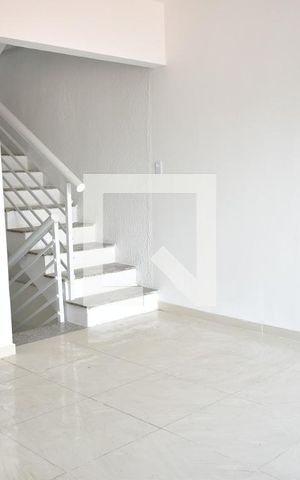 Casa para alugar com 116m², 2 quartos e 1 vagaSala
