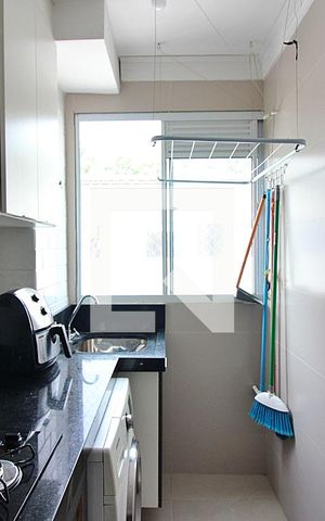 Apartamento à venda com 40m², 2 quartos e sem vagaCozinha e Área de Serviço