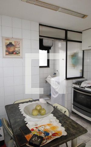 Apartamento à venda com 65m², 2 quartos e 1 vagaCozinha