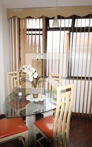 Apartamento à venda com 65m², 2 quartos e 1 vagaDetalhe Sala
