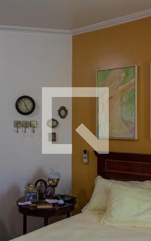 Casa à venda com 611m², 5 quartos e 4 vagas Casa à venda com 611m², 5 quartos e 4 vagasQuarto 1