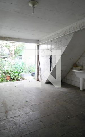 Casa à venda com 250m², 4 quartos e 2 vagasÁrea de Serviço