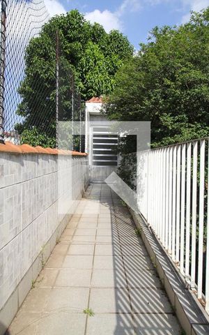Casa à venda com 250m², 4 quartos e 2 vagasÁrea externa