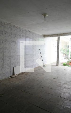 Casa à venda com 250m², 4 quartos e 2 vagasÁrea de Serviço
