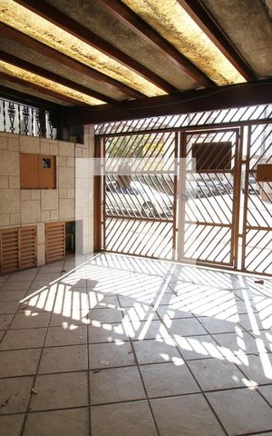 Casa à venda com 250m², 4 quartos e 2 vagasGaragem